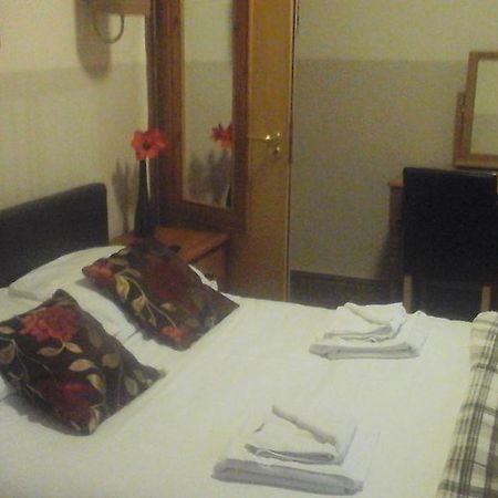 Dillwyn'S Hotel Pontardawe Ngoại thất bức ảnh
