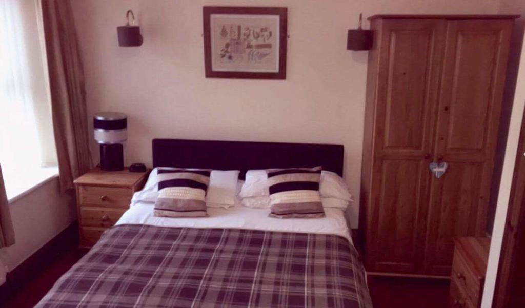 Dillwyn'S Hotel Pontardawe Ngoại thất bức ảnh